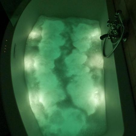 Villa Malvasio Elegant Retreat In Sassari With Private Jacuzzi Room Exterior foto