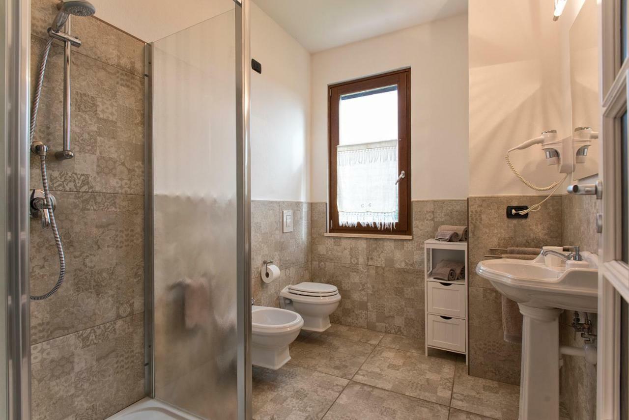 Villa Malvasio Elegant Retreat In Sassari With Private Jacuzzi Room Exterior foto