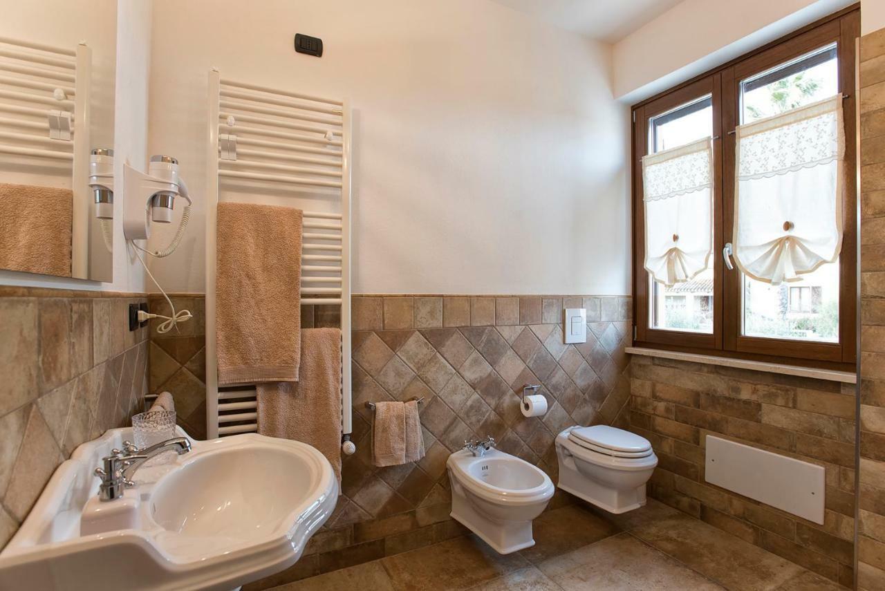 Villa Malvasio Elegant Retreat In Sassari With Private Jacuzzi Room Exterior foto